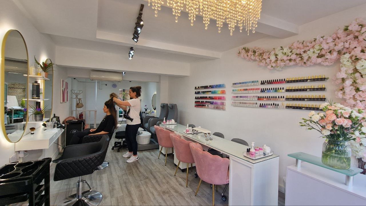 5861861388551569684 (1)